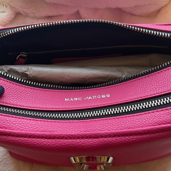 Marc Jacobs Softshot 27 in Pink - Picture 3 of 9